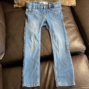 Toddler girls size 5T old navy faded wash ballerina adjustable waistband jeans